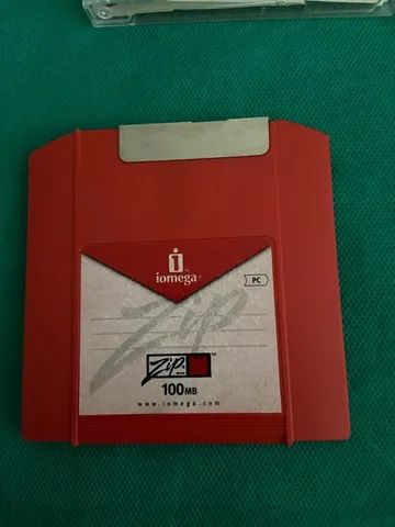 Antigo disquete 100 MB