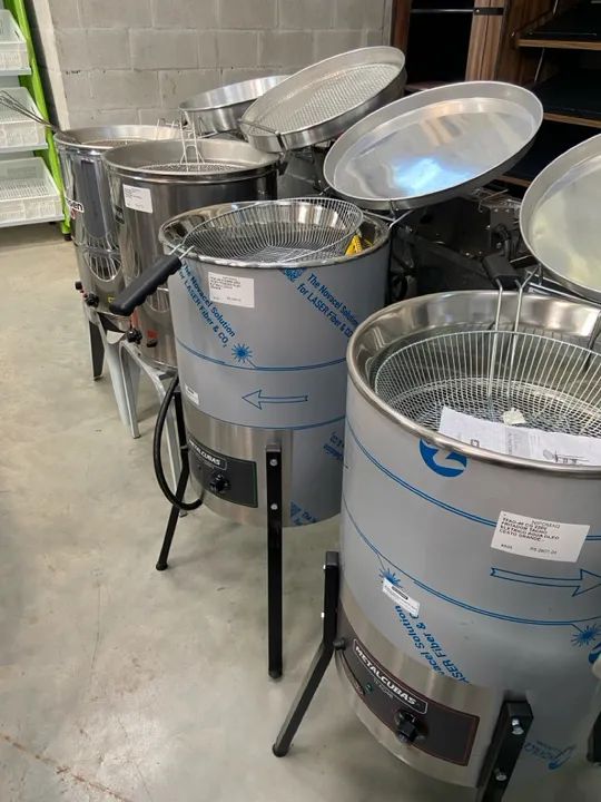 TFOE-25CG TACHO FRITADOR ÓLEO ELÉTRICO CESTO GRANDE - METALCUBAS - Foto 5