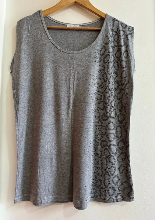 Blusa Cinza com Estampa tamanho Único - Foto 2