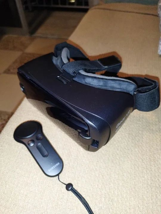 Samsung Gear VR with Controller - Foto 3