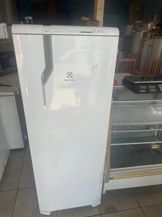 Refrigerador Electrolux  390 litros - Foto 2