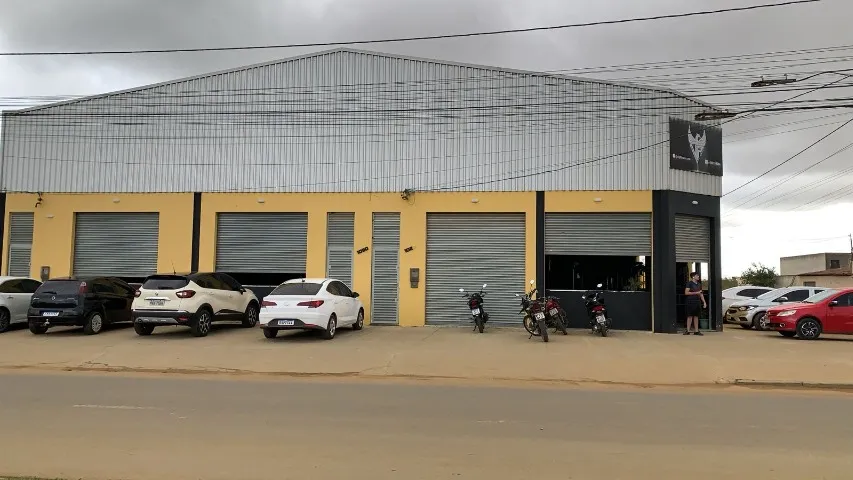 Galpão com 720,00m² para locação em Vitória da Conquista - Bahia
