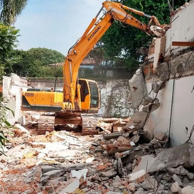 Demolição Residencial, Comercial, Industrial  - Foto 2