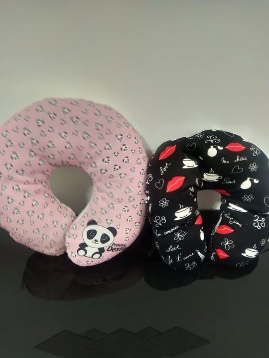 Kit 2 almofadas de pescoço novas 