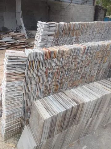 Pedra Ouro Preto 0,40 x 0,40