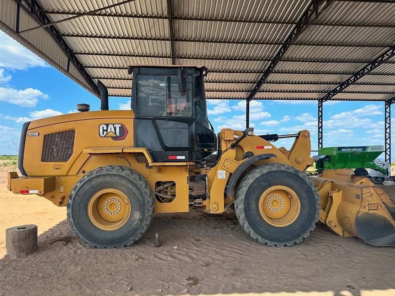 Pá Carregadeira Caterpillar 924K - Foto 2