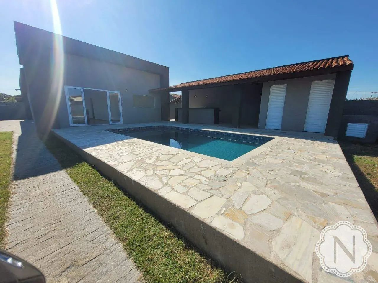 Casa alto padrão com Piscina. - Foto 2