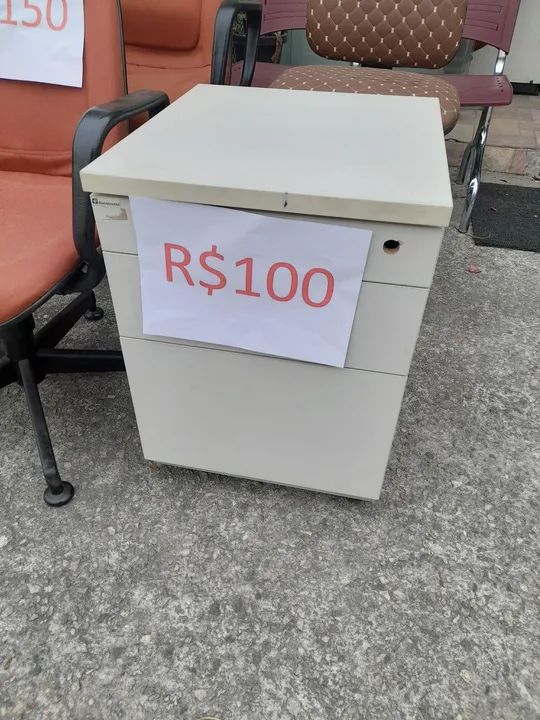 Gaveteiro de 3 gavetas - usado