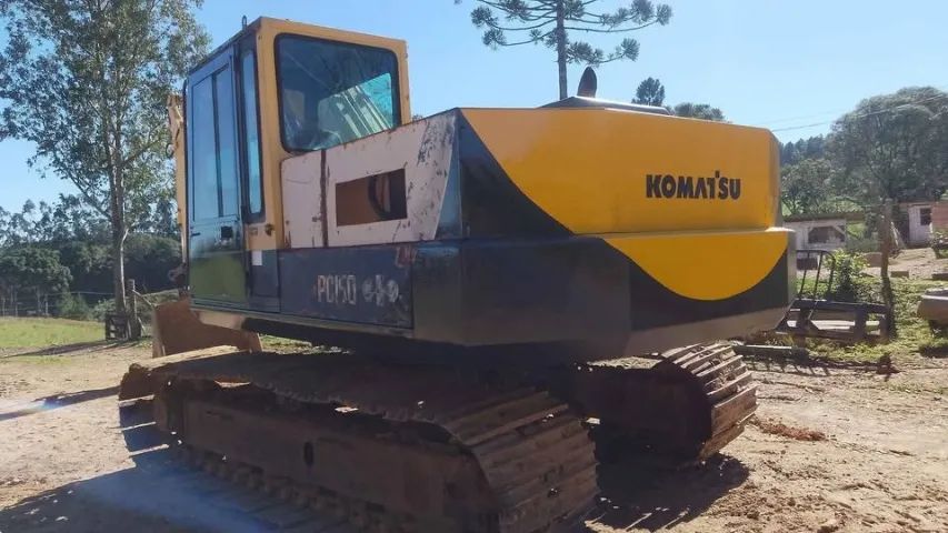 Escavadeira Komatsu