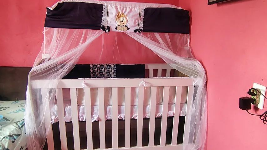 Vendo berço 3 em 1 com colchão + 2 kits berços  - Foto 5