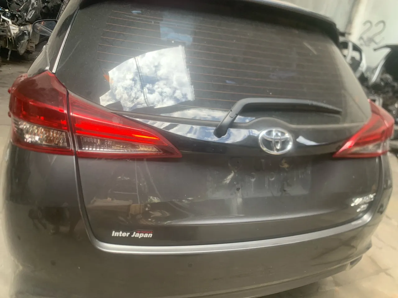 Porta-malas toyota yaris