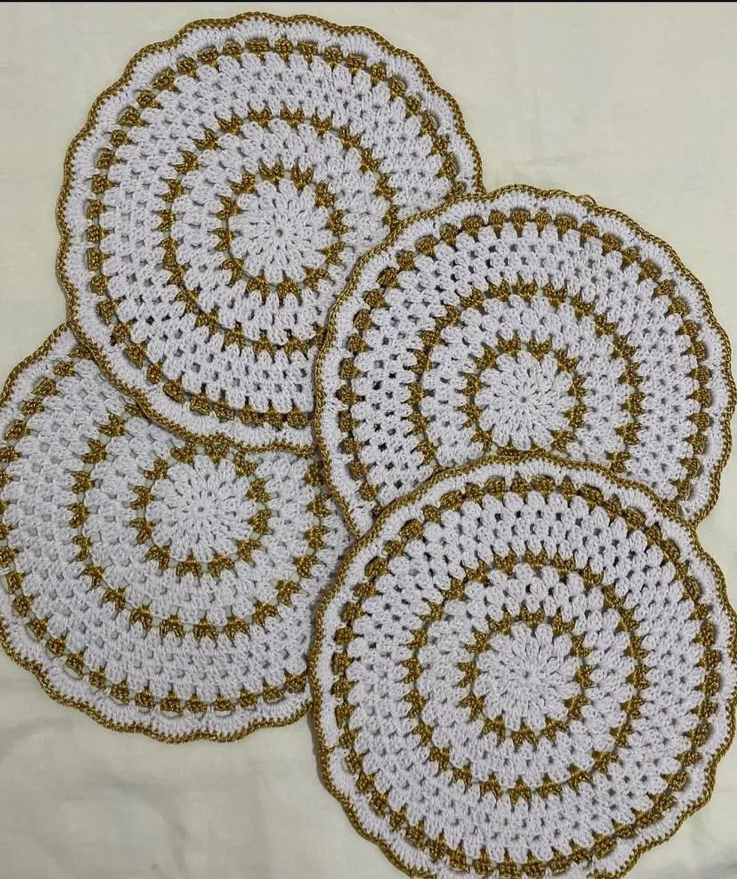 Vende-se jogo americano: 4 peças.