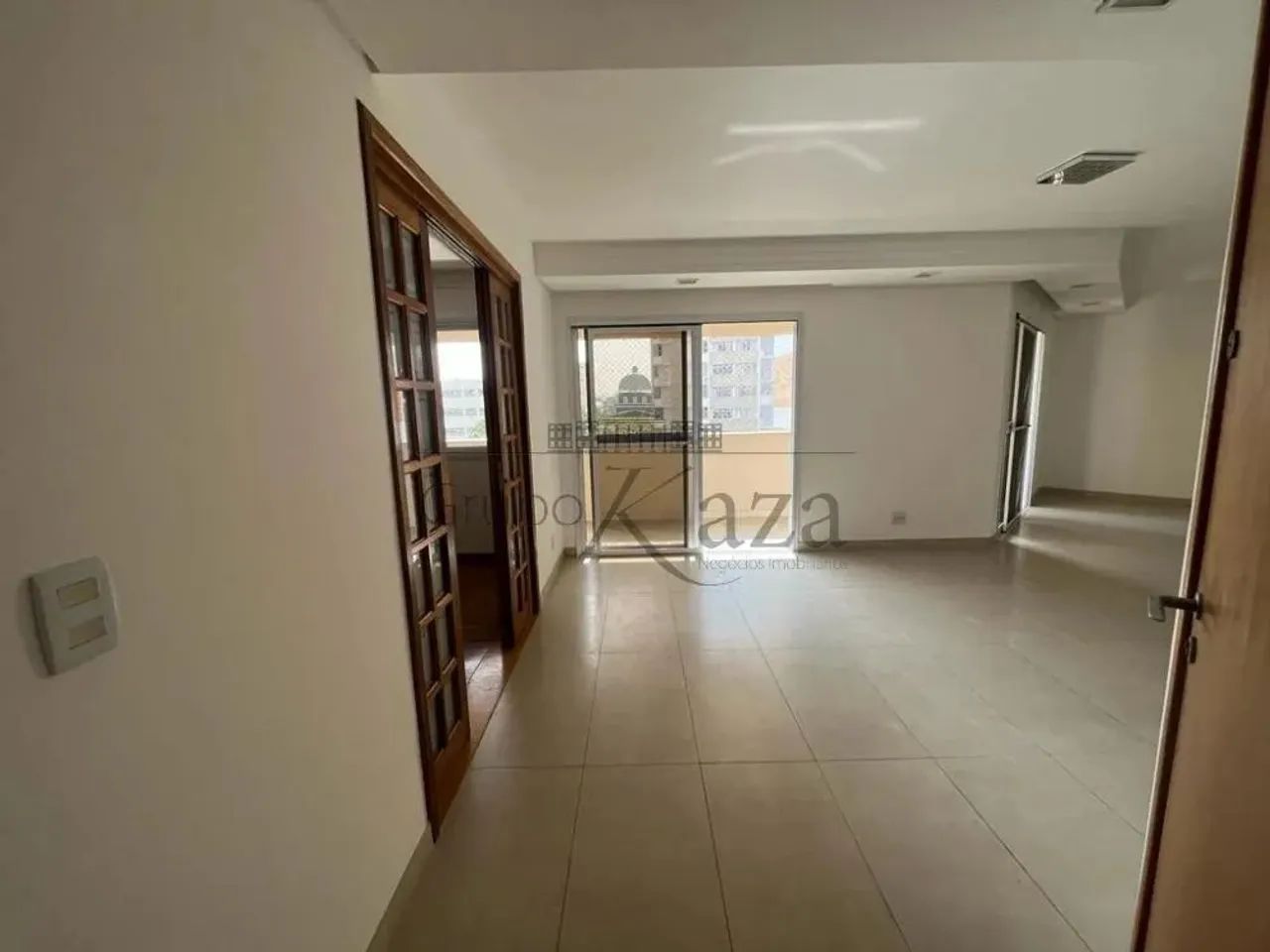 Apartamento - Jardim Esplanada - Residencial Villa Sorrento - 4 Dormitórios - 185m². - Foto 2