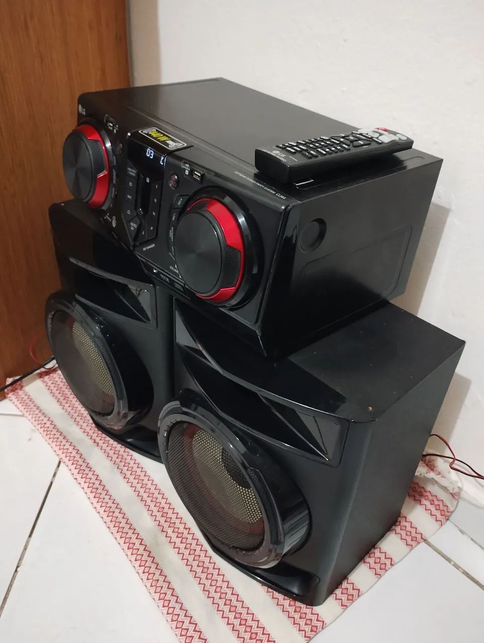 Mini System LG com Bluetooth - Potência e Qualidade - Foto 2