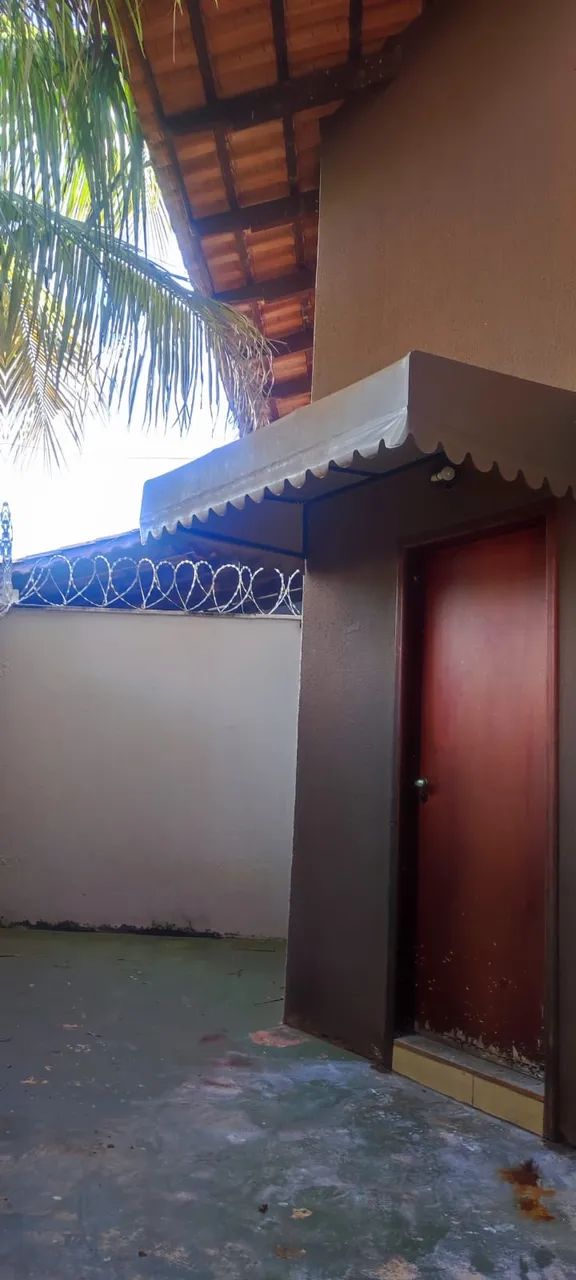 Imóvel para aluguel tem 70 metros quadrados com 2 quartos em Ipiranga - Goiânia - GO