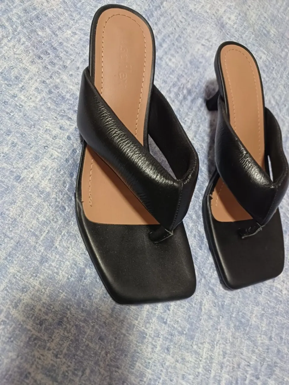 Sandália Usaflex  - R$ 50,00