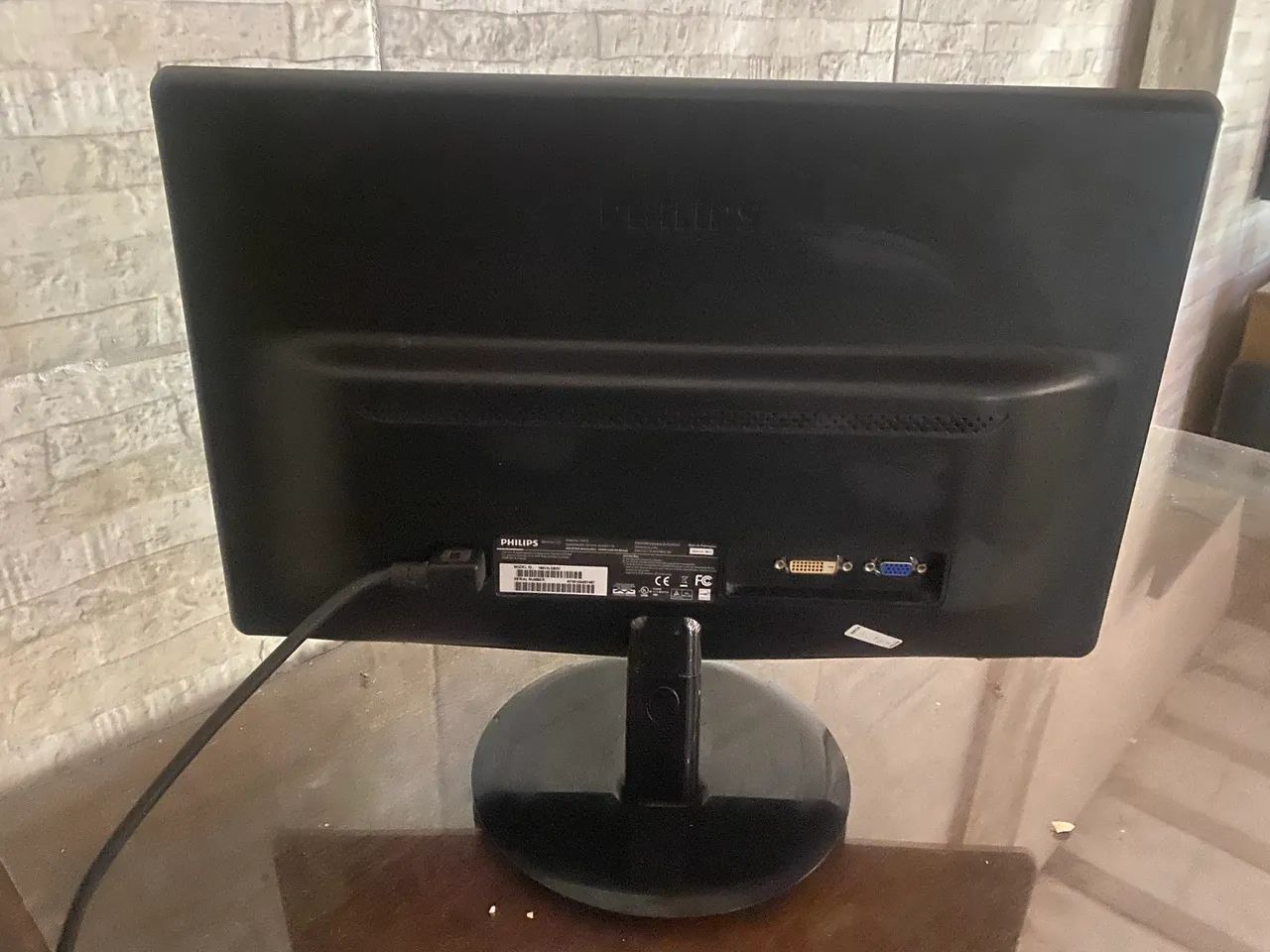 Monitor Phillips 18 polegadas 64312624480257121