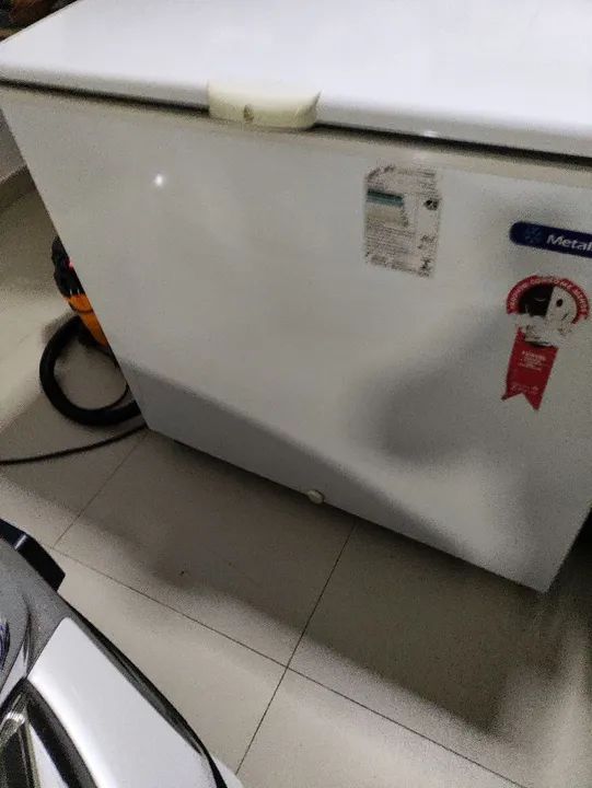 Freezer Horizontal - Marca Metalfrio - Excelente Estado