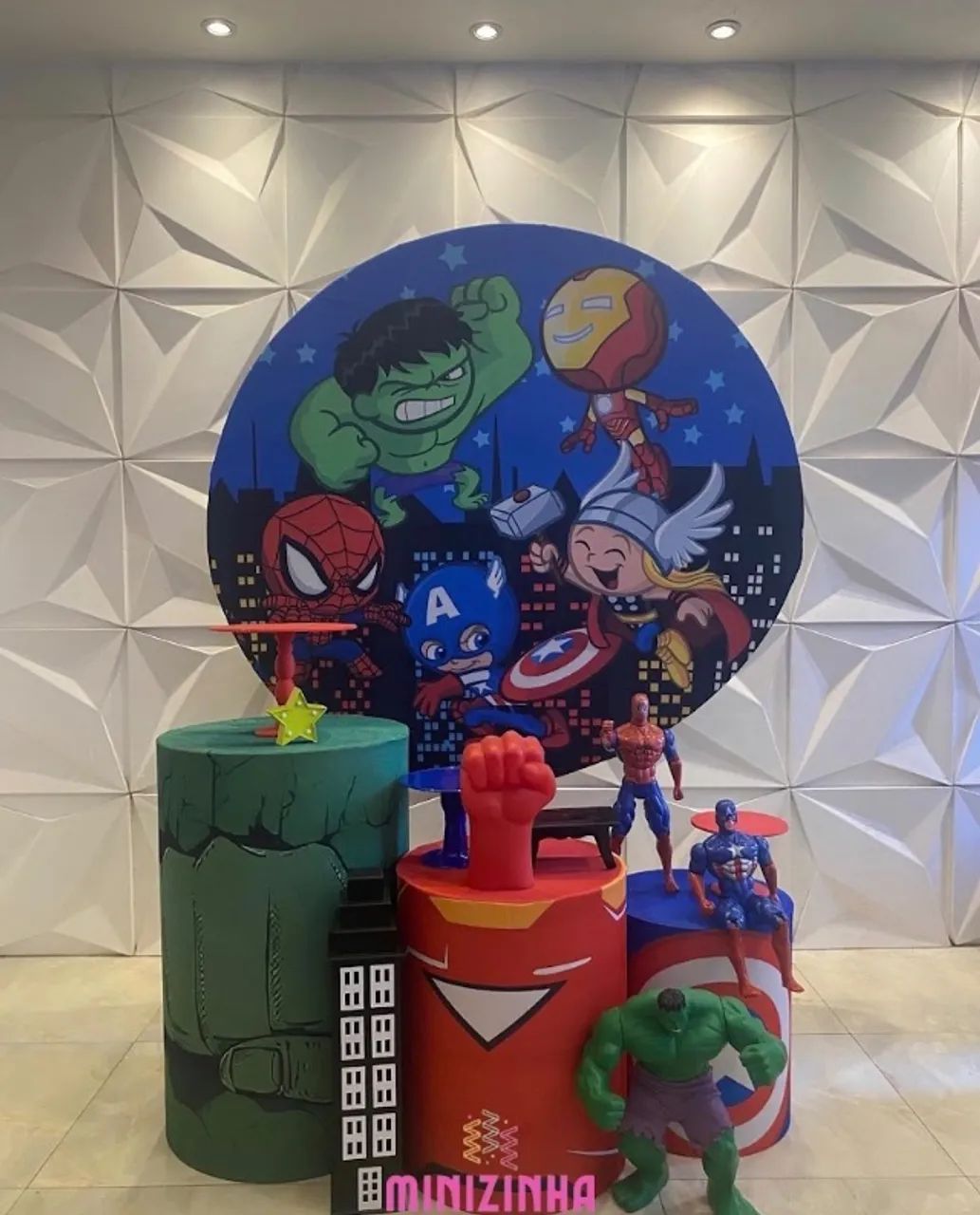 Pegue e monte Heróis vingadores festa