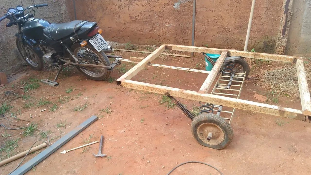 Carretinha para moto somente r$ 700