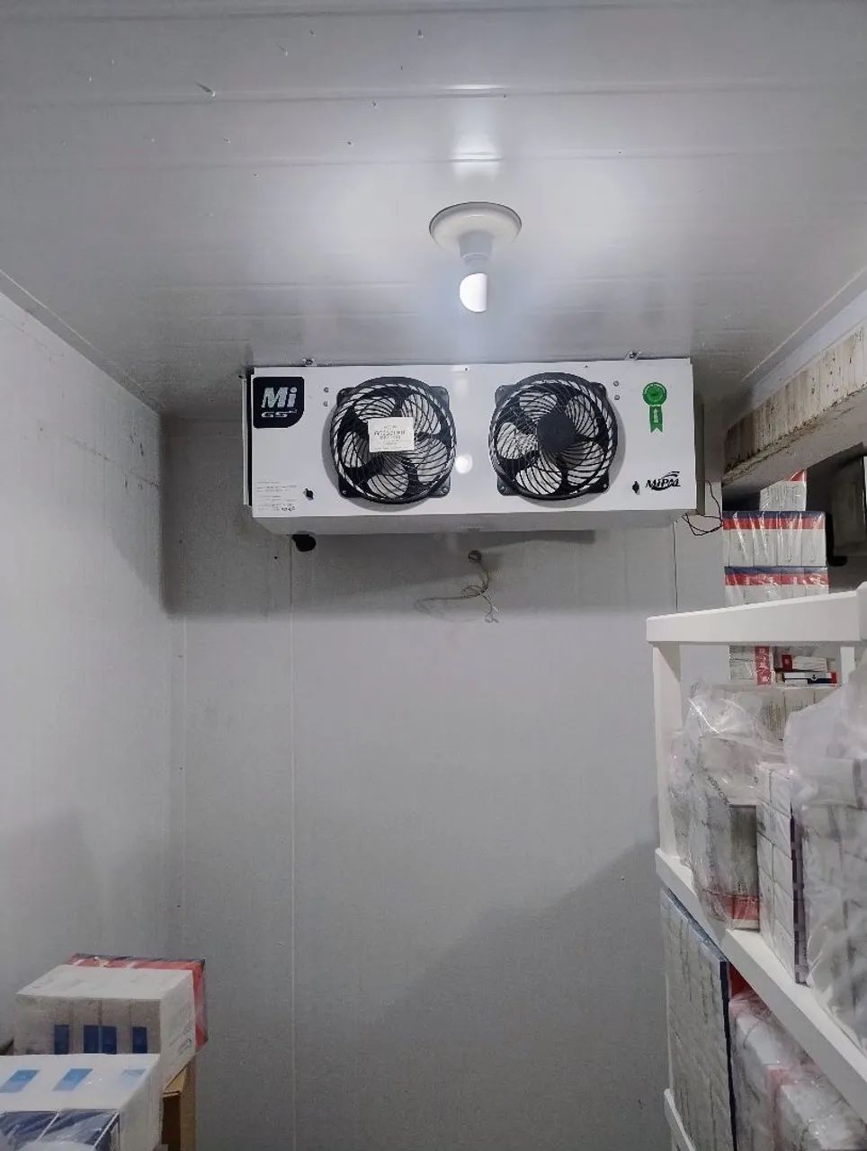 J&M Refrigeração Câmaras Frigoríficas - Foto 4