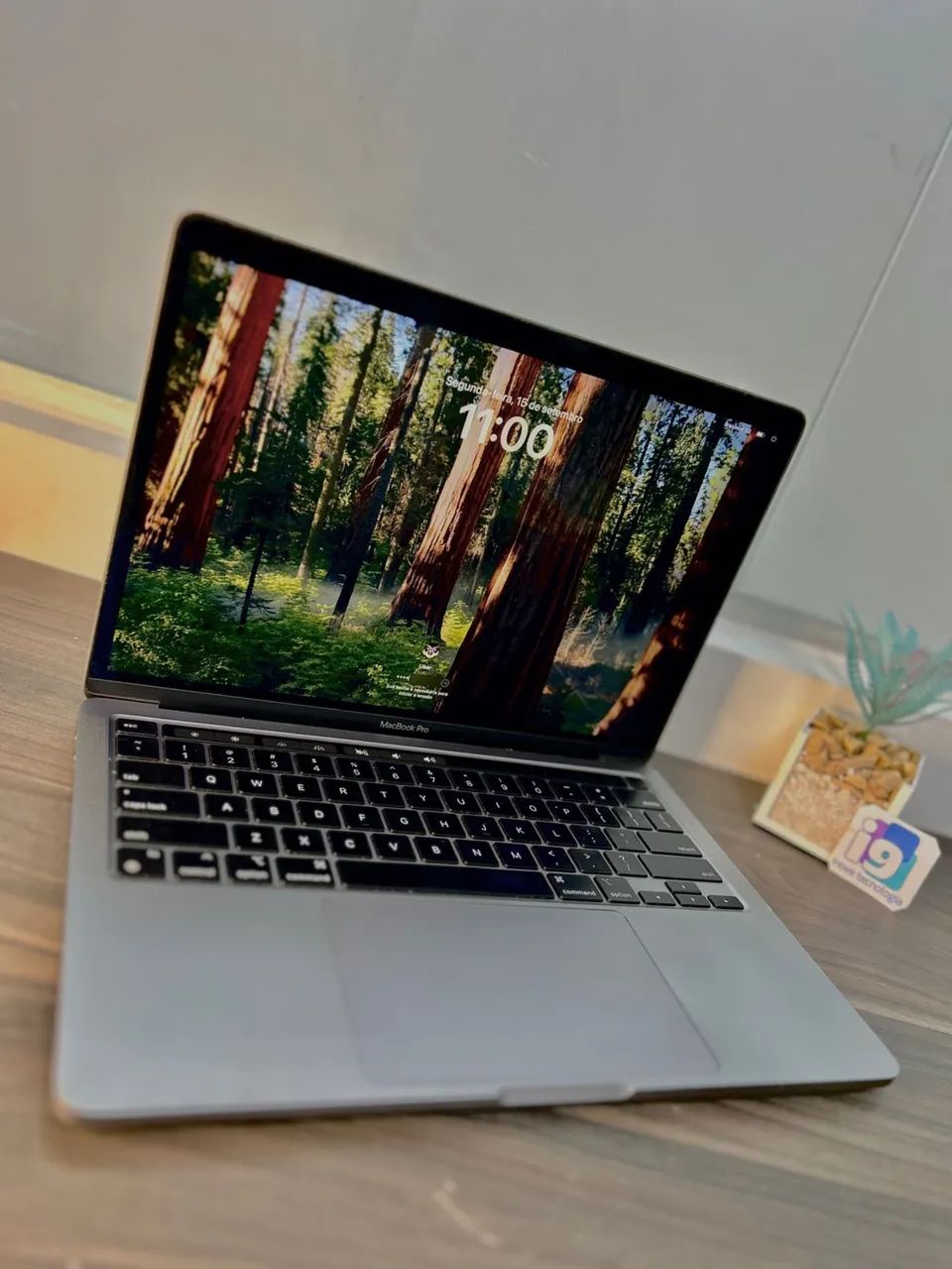 MacBook Pro 13インチ (2020) i5 16GB 512GB D_983323-MLB89643166655_082025