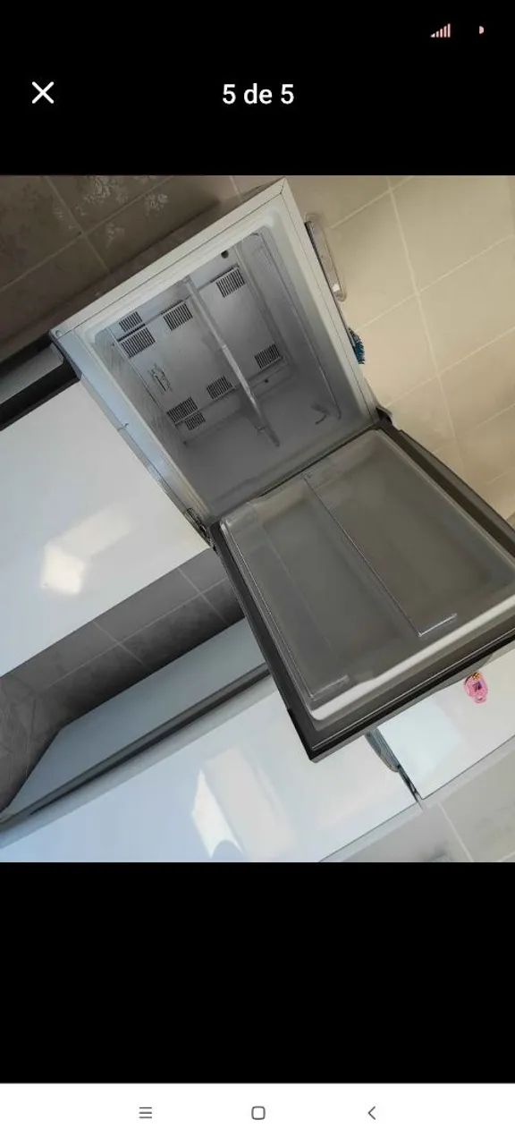 Vendo geladeira praticamente nova  - Foto 4