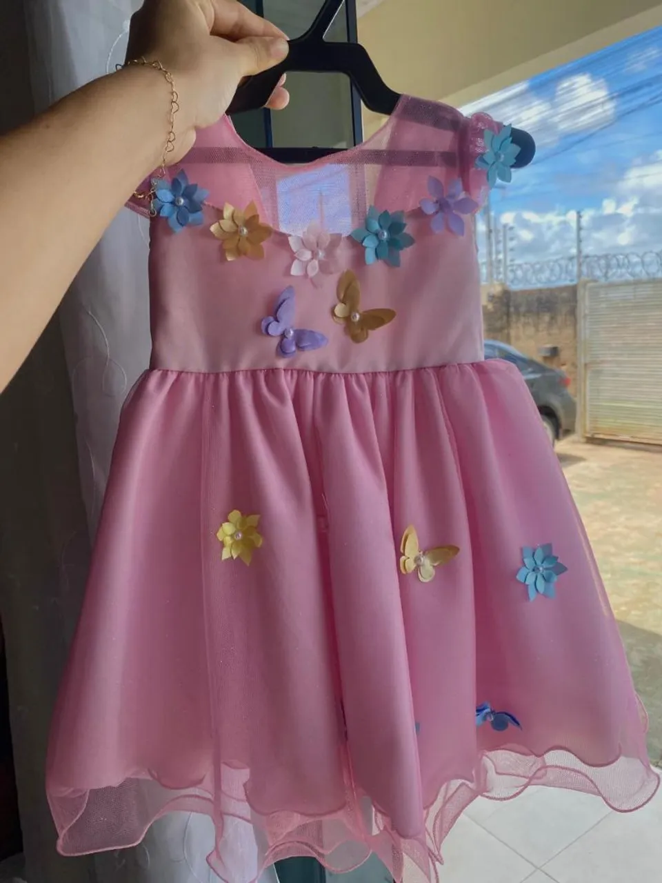 Vestido de 1 ano usado apenas no dia do aniversario 100 reais