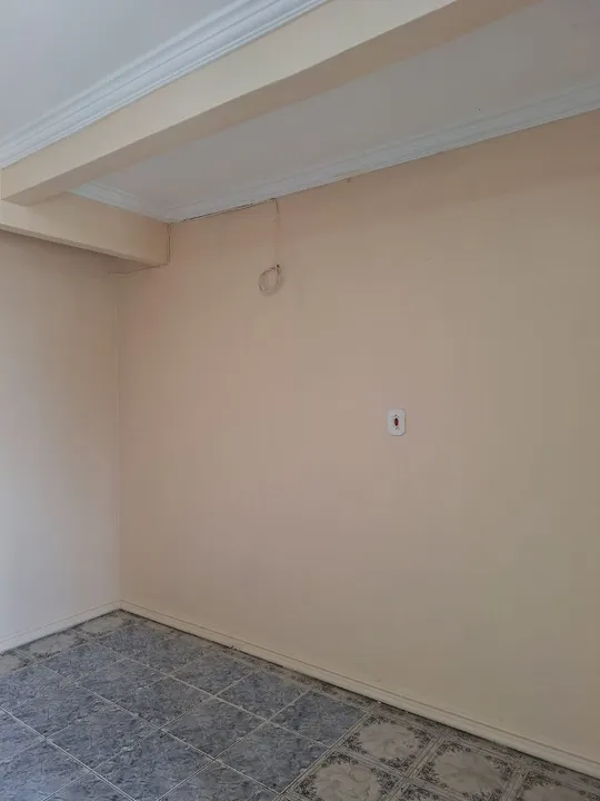 Apartamento com dois quartos, no beirol, ótima localização
