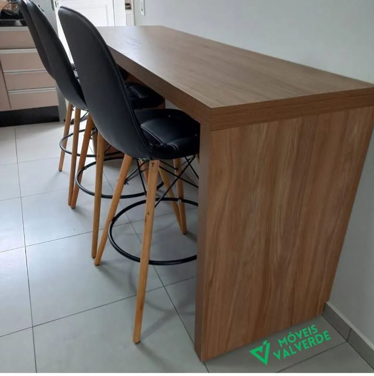Mesa de apoio em madeira - Foto 5