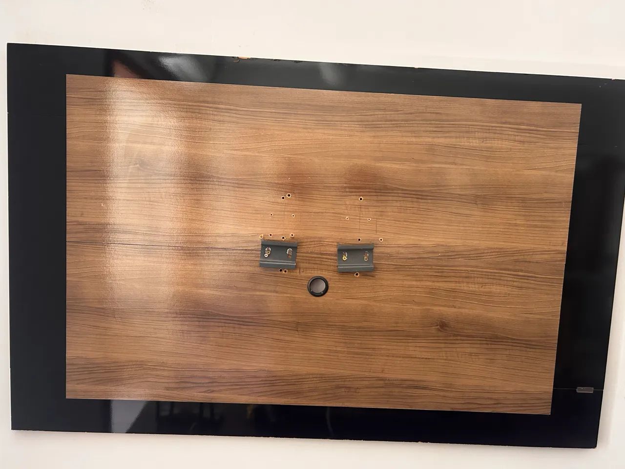 Painel de televisão 64960480528898120