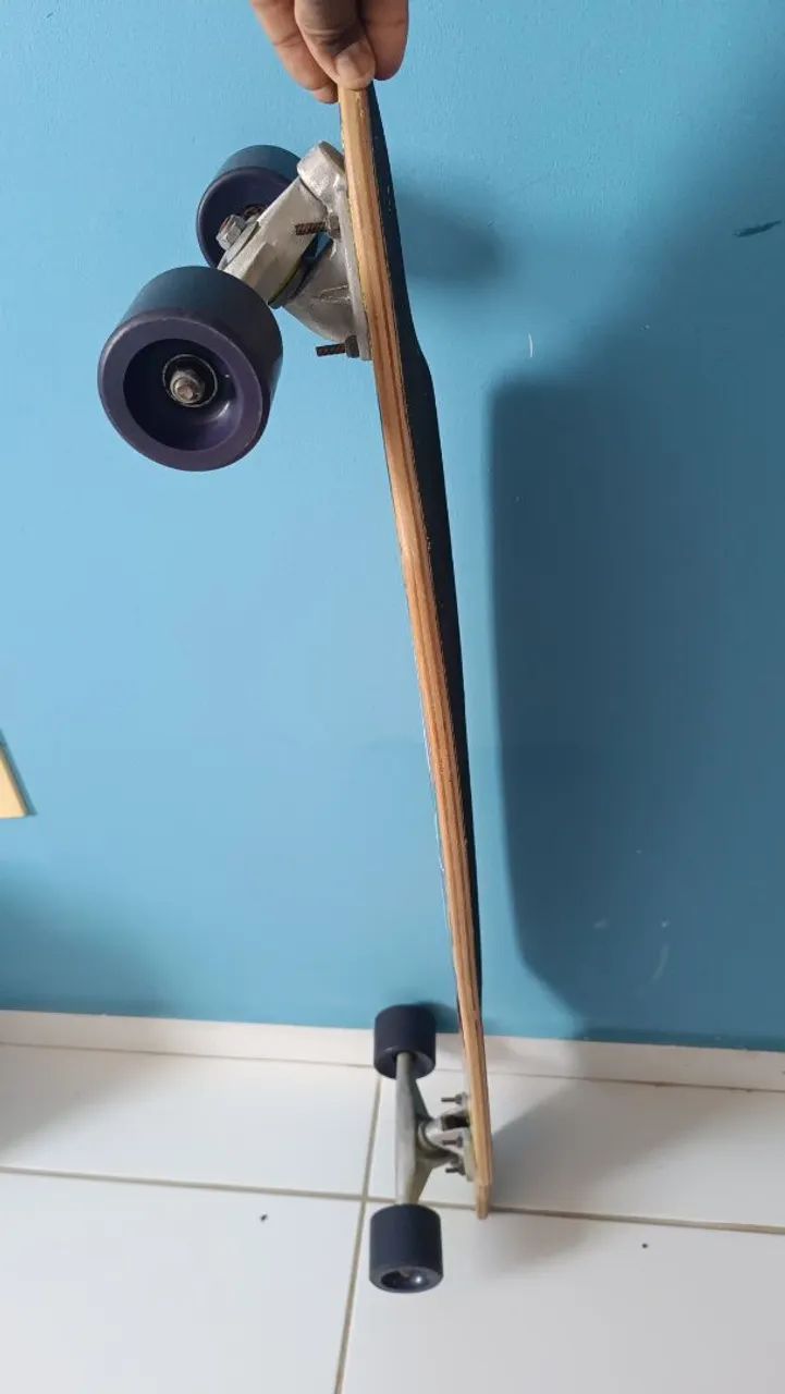 Longboard Maso com Design de Caveiras - Foto 3