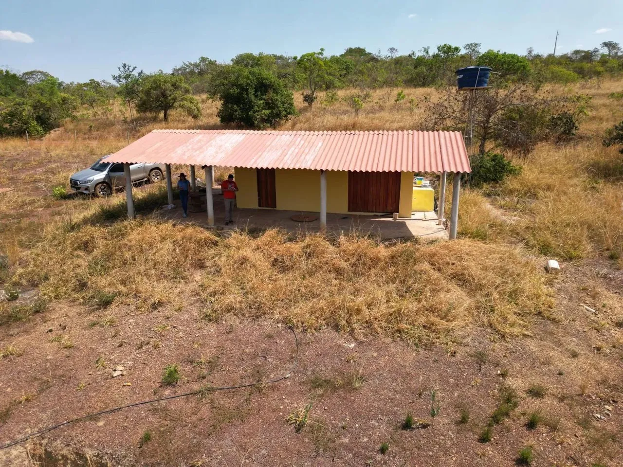 Chácara à Venda, entorno de Brasilia, 20.000m2, Casa 2 Quartos(1S)