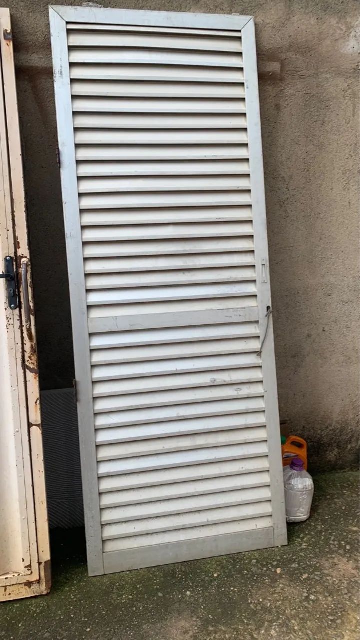 Porta de madeira em ótimo estado - Foto 3