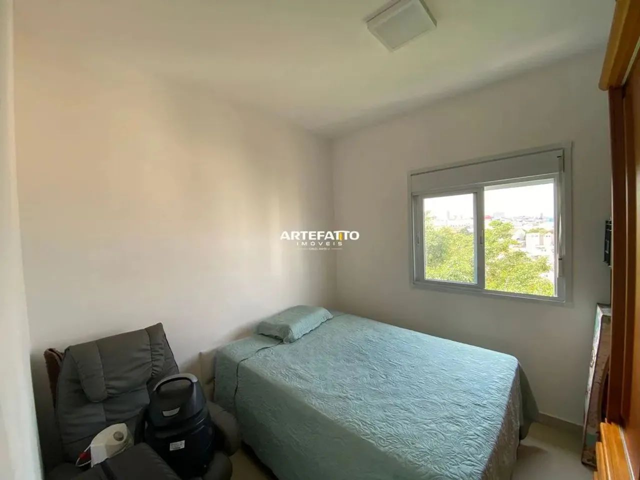 Oportunidade: Apartamento Mobiliado 2 dormitórios com suíte com 1 vaga e varanda - Foto 5