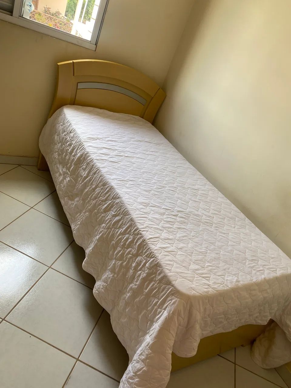 Cama 64305771360385121