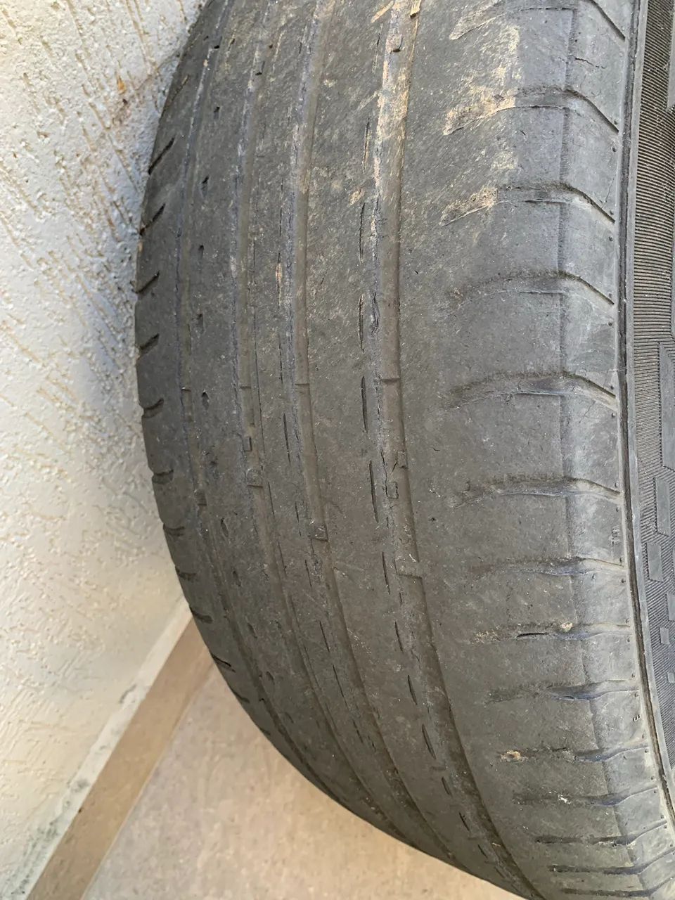 Jogo de rodas com pneu Amarok highline original!