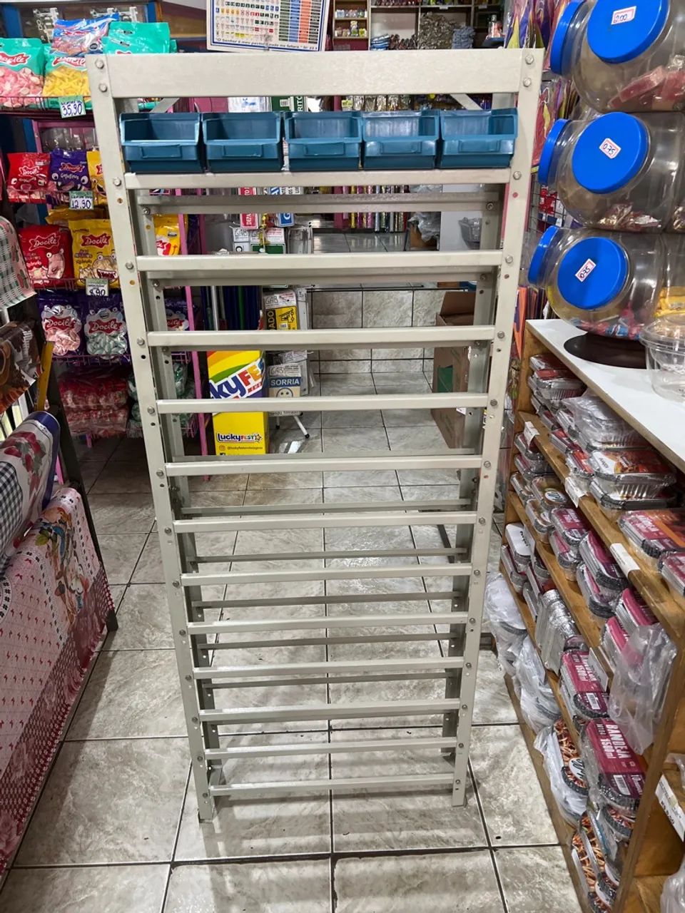 Kit Estante/prateleira Organizadora com 60 Gavetas - Ideal para ferragista e aviamentos - Foto 4