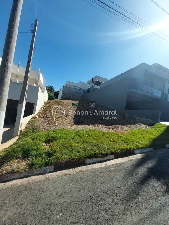 Vende-se ótimo terreno em Condomínio fechado em Valinhos