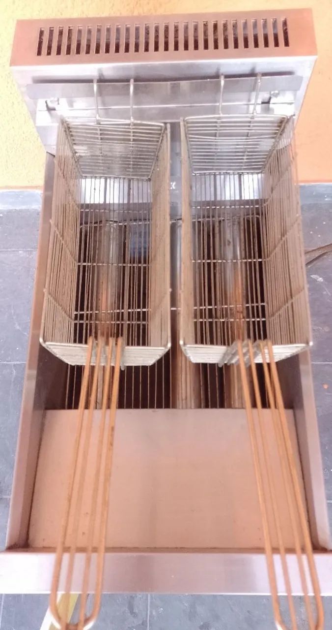 Fritadeira a gas Multifritas MGC 02 AO, 2 cestos - Foto 2