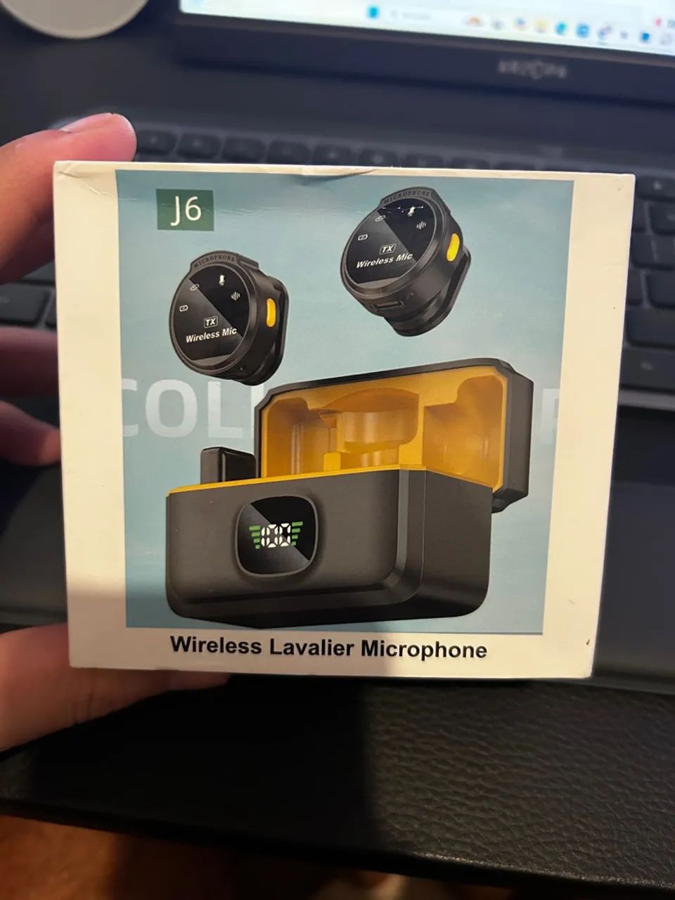 Microfone de Lapela Sem Fio J6