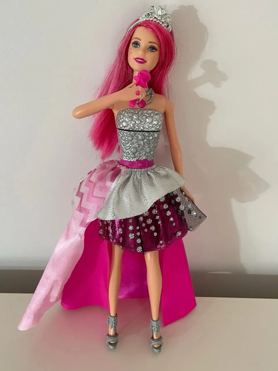Barbie Cantora