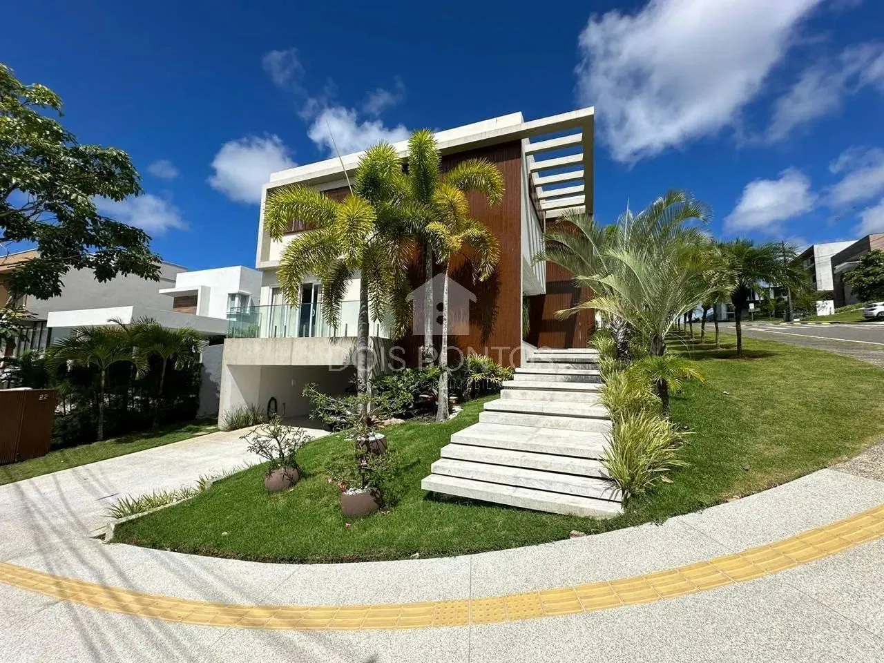 CASA RESIDENCIAL em SALVADOR - BA, ALPHAVILLE II