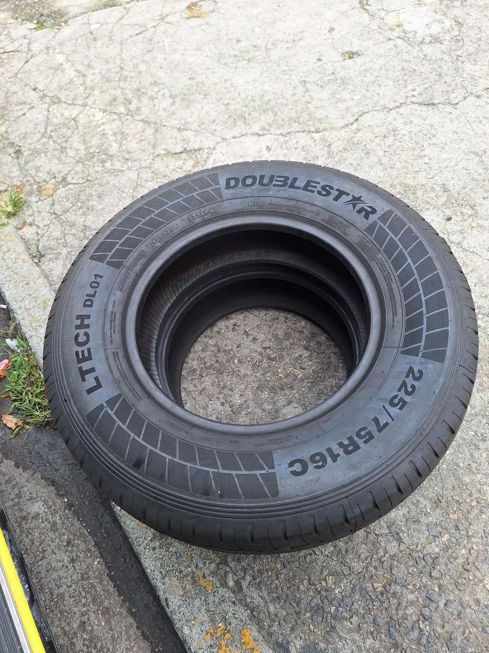 Pneu Doublestar LTECH DL01 225/75R16 121/120R - Foto 4
