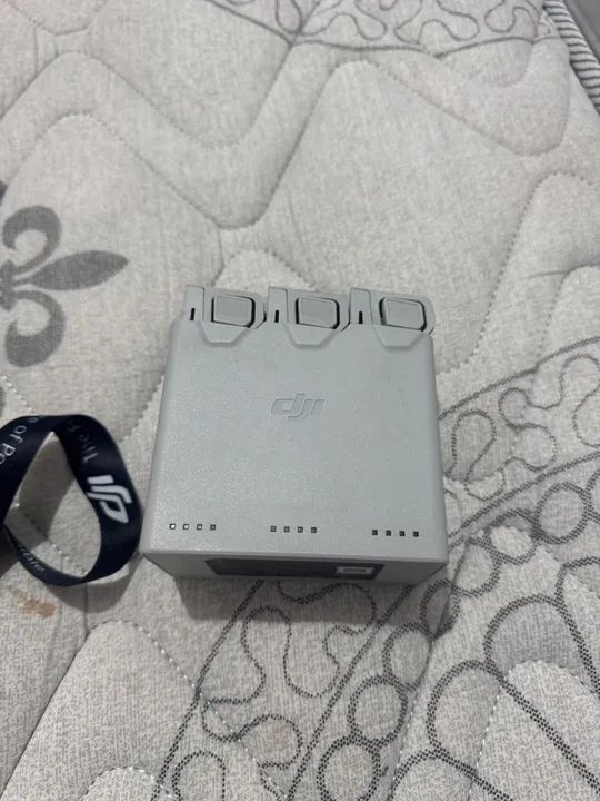 Baterias e Carregador de Bateria DJI para Drone