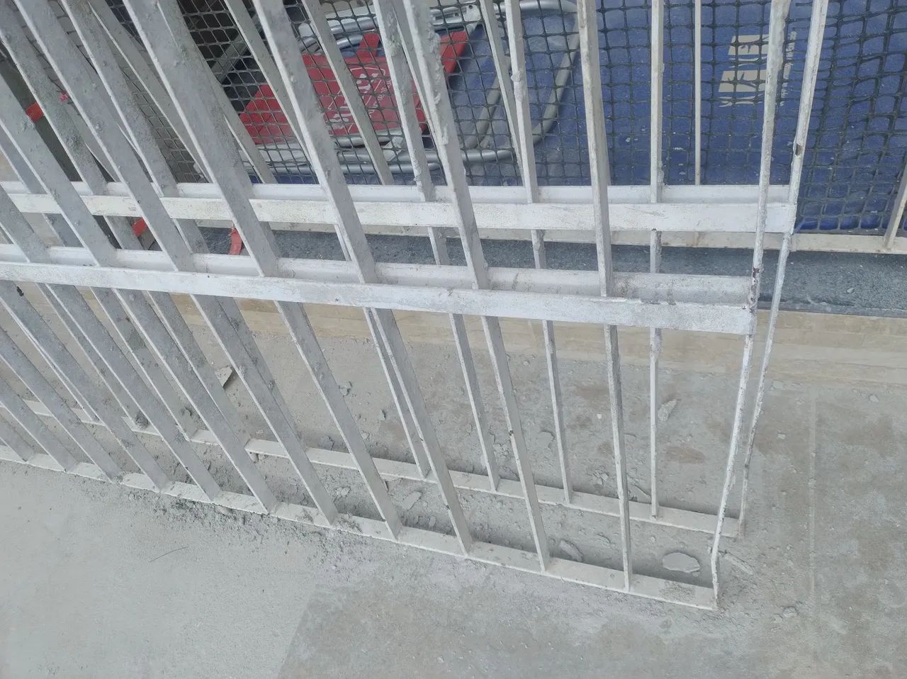 2 guarda corpo de 3,63 / 90  R$ 250,00 cada uma.