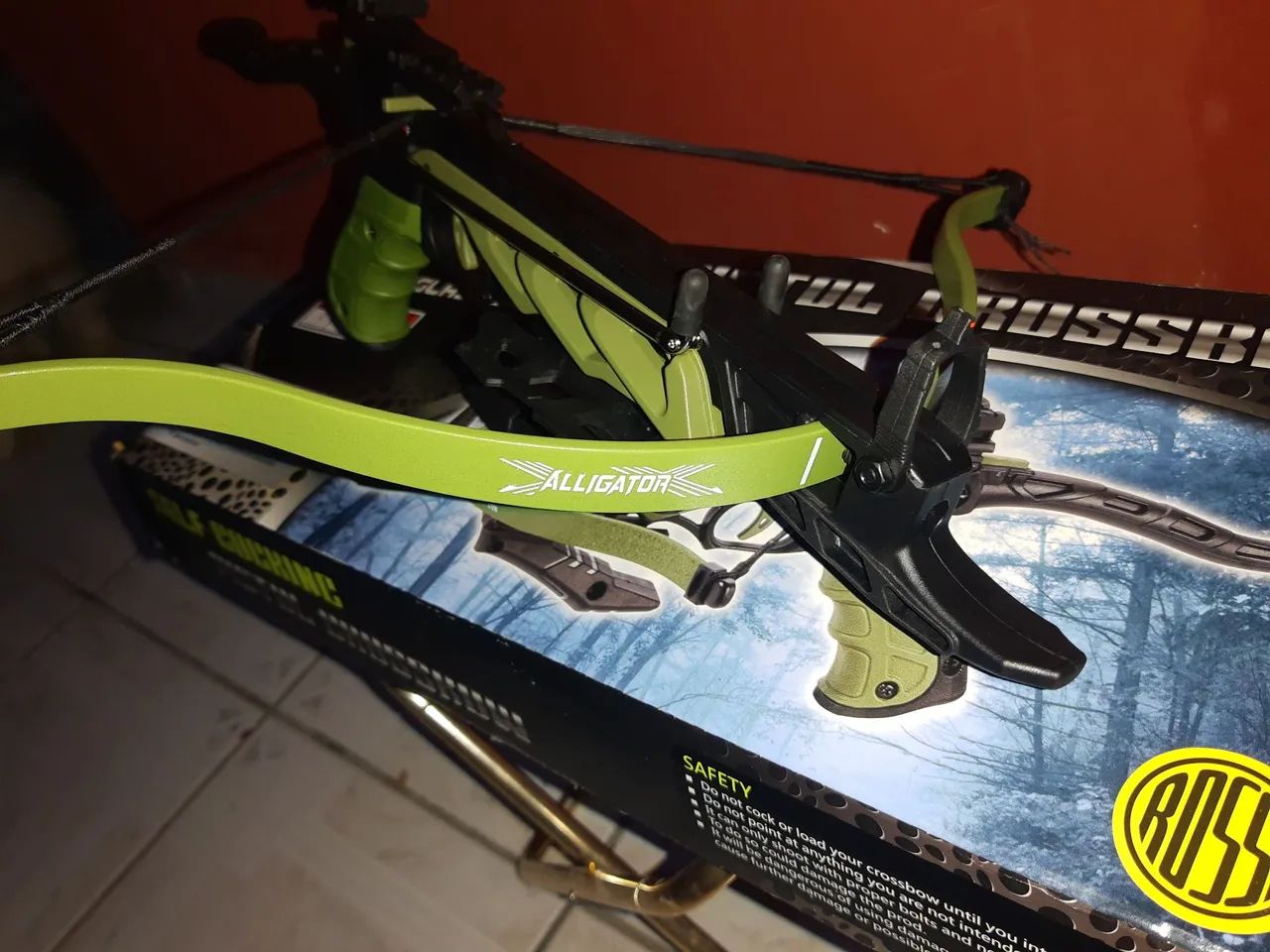 Crossbow Pistola (Besta ou Balestra) - com 12 dardos extras  - Foto 3