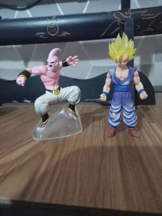 Duas miniaturas Dragon Ball Z Super Boo e Gohan ssj 2 originais gashapons