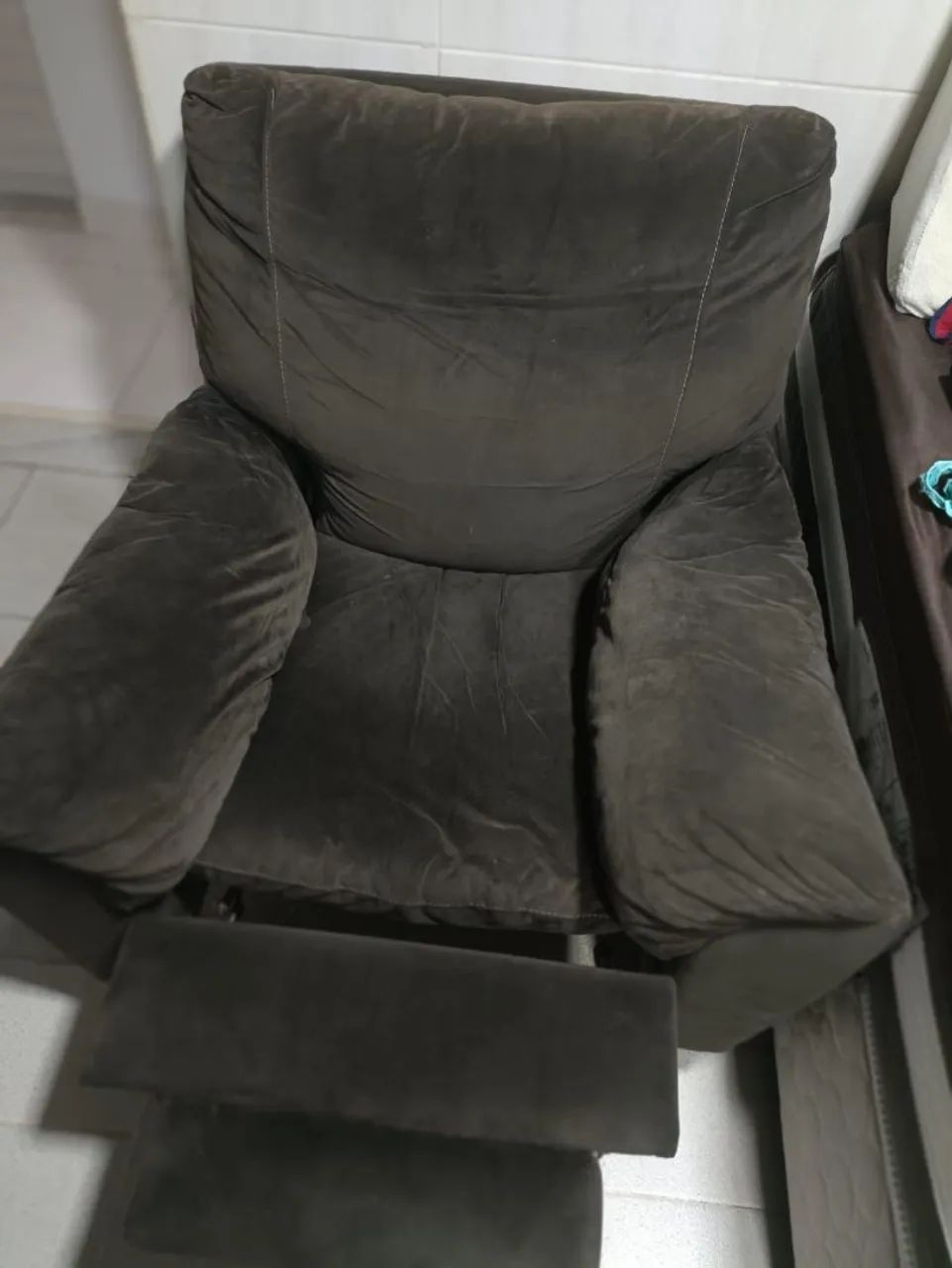 Selling Reclining Armchair65746291065217120
