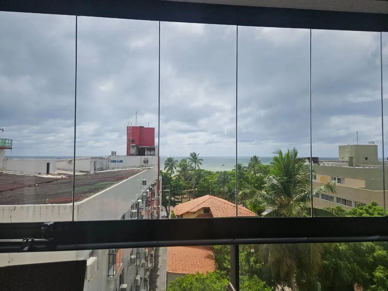 ALUGA-SE APARTAMENTO MOBILIADO COM 03 QUARTOS A 50M DA ORLA DE CABO BRANCO - Foto 5